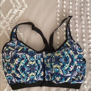 Knockout Maximum Support Front-Close Sport Bra